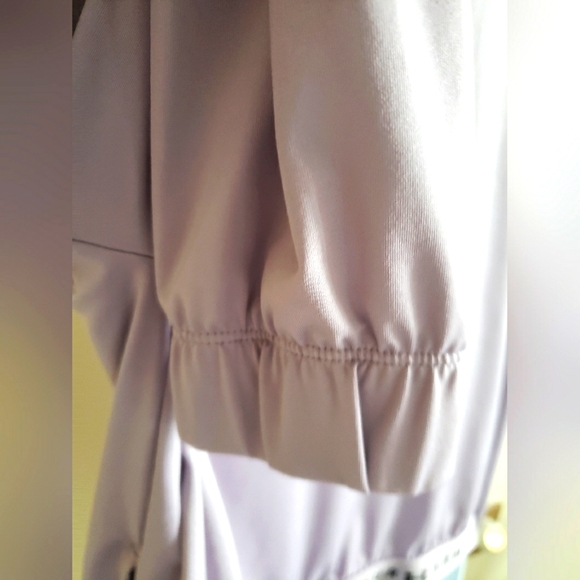 UNDER ARMOUR Loose Fit HeatGear Purple Workout Jacket Women's Size Small - Picture 6 of 6